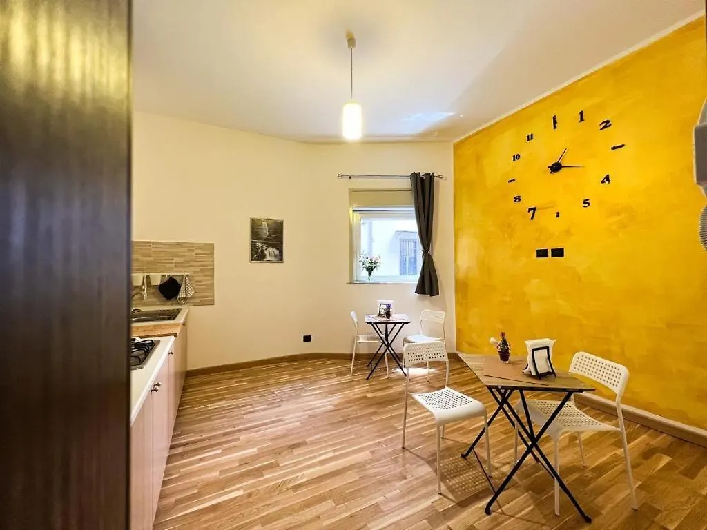 Apartment Mattia'S Home Catania